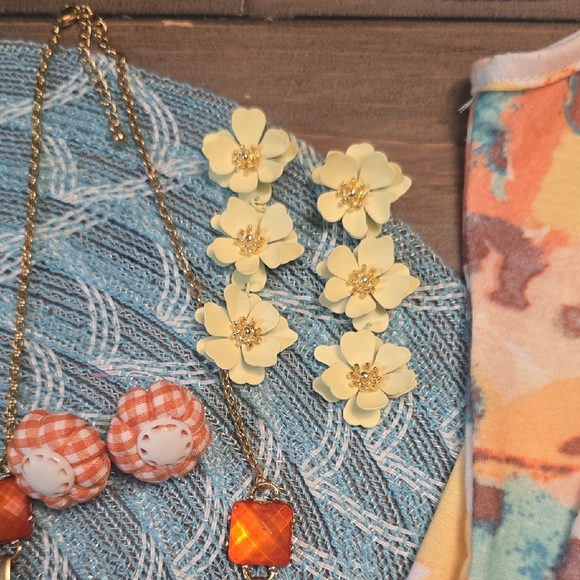 Orange Floral Romper W/ Matching Jewelry Bundle (New) - Picture 6 of 9